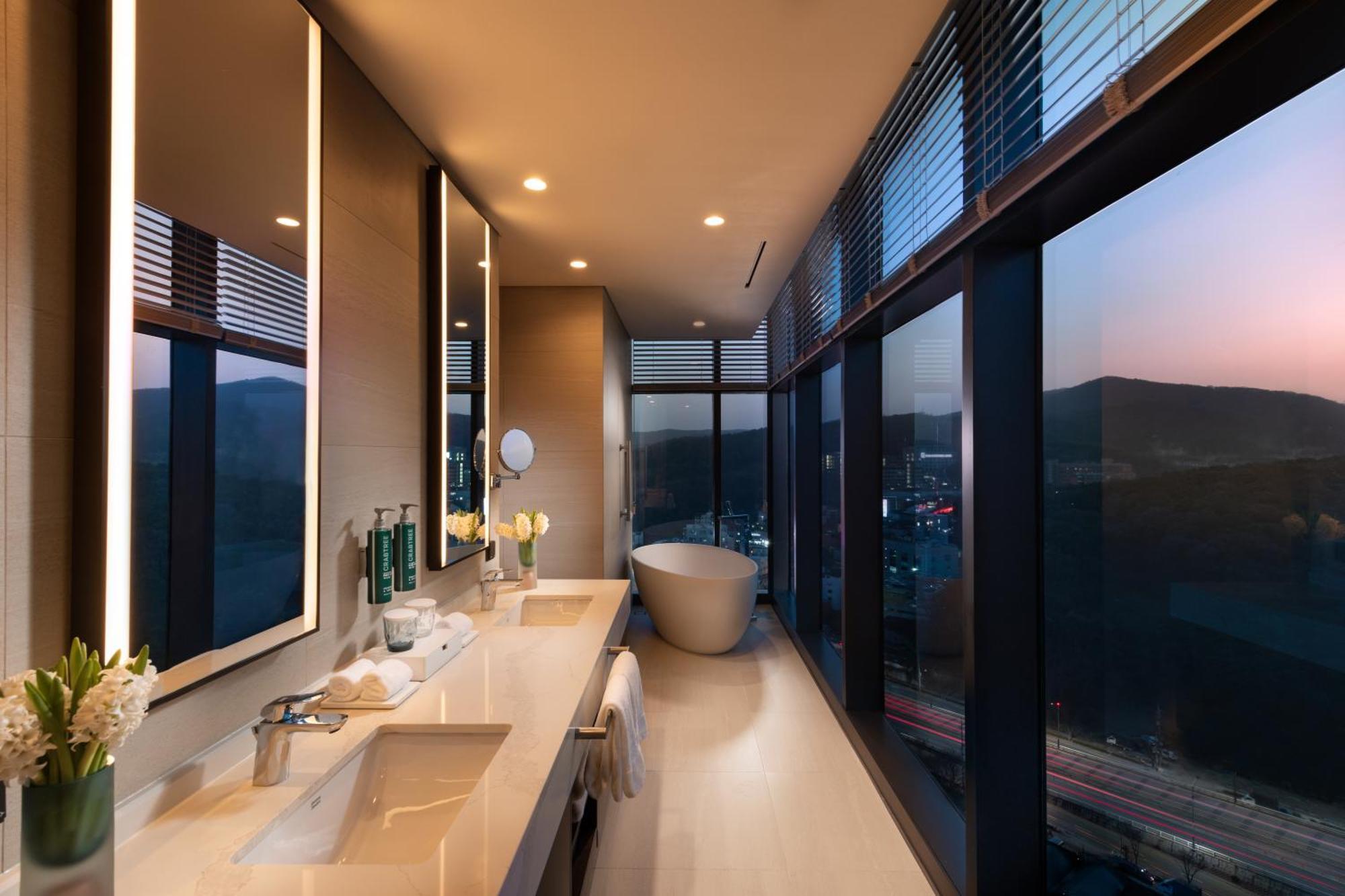 Doubletree By Hilton Seoul Pangyo Residences ซองนัม ภายนอก รูปภาพ